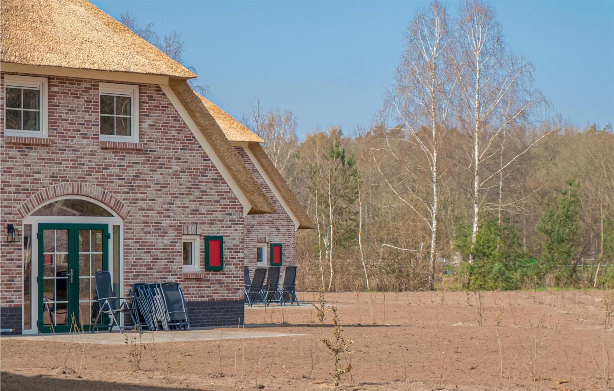 Cozy Home In Den Ham With Kitchen Екстериор снимка